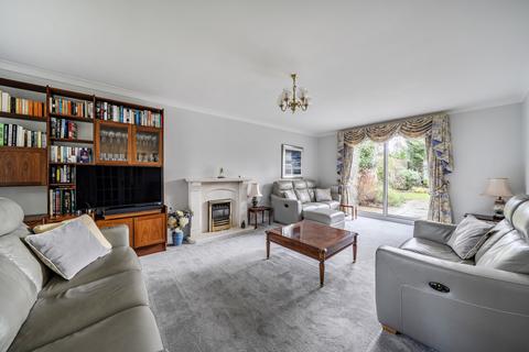 undefined, Dean Close, Pyrford, GU22