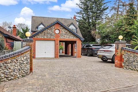 undefined, Waterloo Road, Norwich NR10