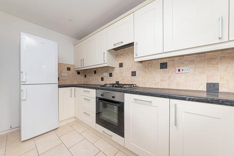 undefined, Ivy Drive, Lightwater