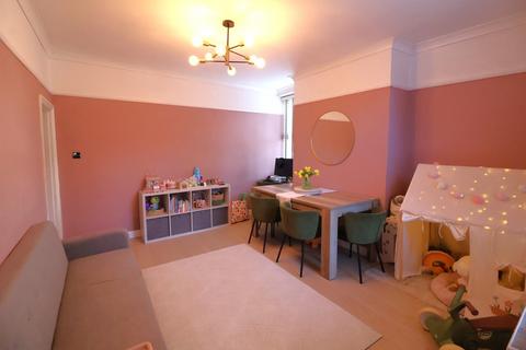 3 bedroom end of terrace house for sale, Hadfield Road, Glossop SK13