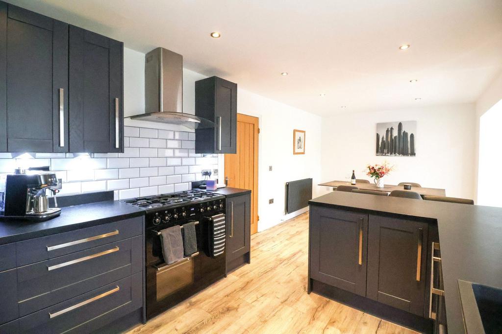 Kitchen diner
