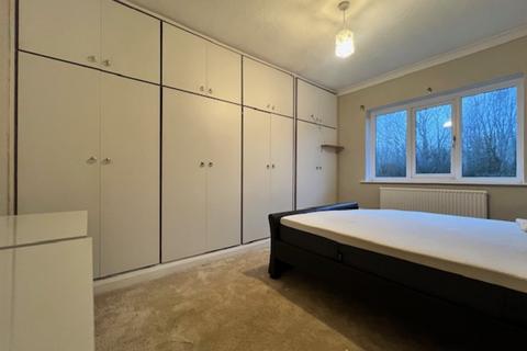 undefined, Broom Leys Road, Coalville LE67
