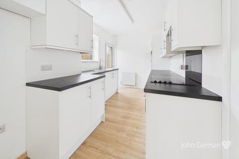 3 bedroom semi-detached house for sale, Alan Moss Road, Loughborough