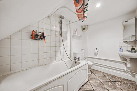 1 bedroom flat to rent, Benwell Road, Holloway