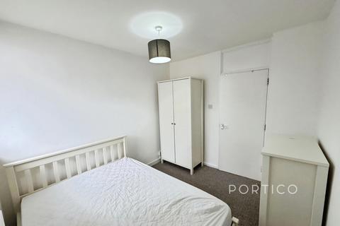 undefined, Mursell Estate, London, SW8