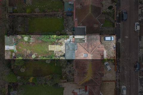 5 bedroom house for sale, Cheyne Avenue, London