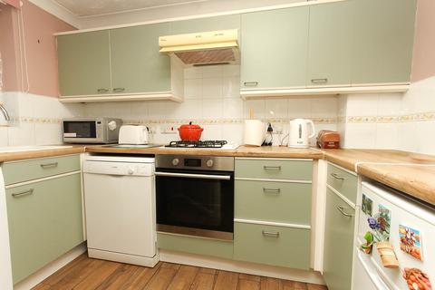 2 bedroom end of terrace house for sale, Sandringham Close, Wellingborough NN8