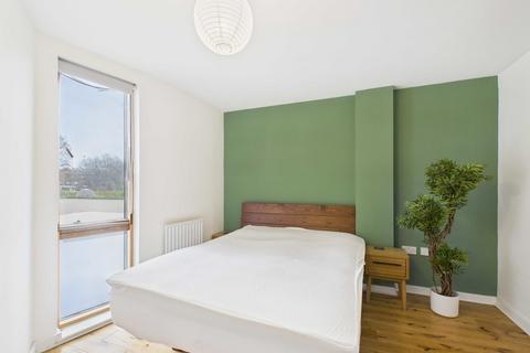 1 bedroom apartment to rent, Alscot Road, Bermondsey