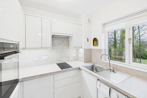 2 bedroom apartment for sale, 111 Elleray Gardens, Windermere LA23 1JE