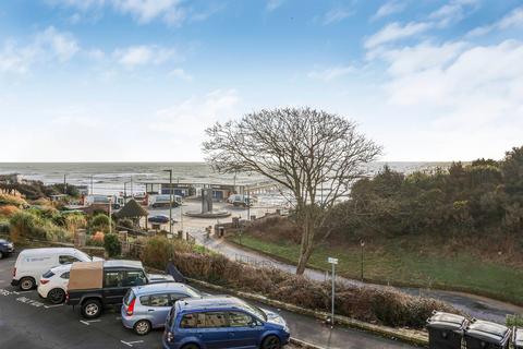 2 bedroom flat for sale, Undercliff Road, Bournemouth
