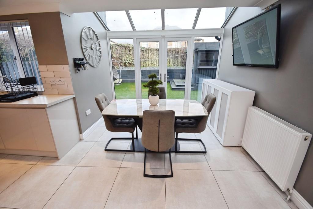 7ac87540-Kitchen 202