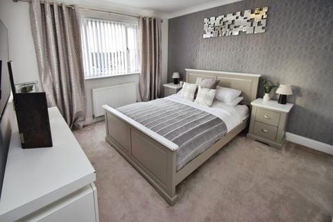 5 bedroom detached house for sale, Oakdale Grove, Shipley BD18