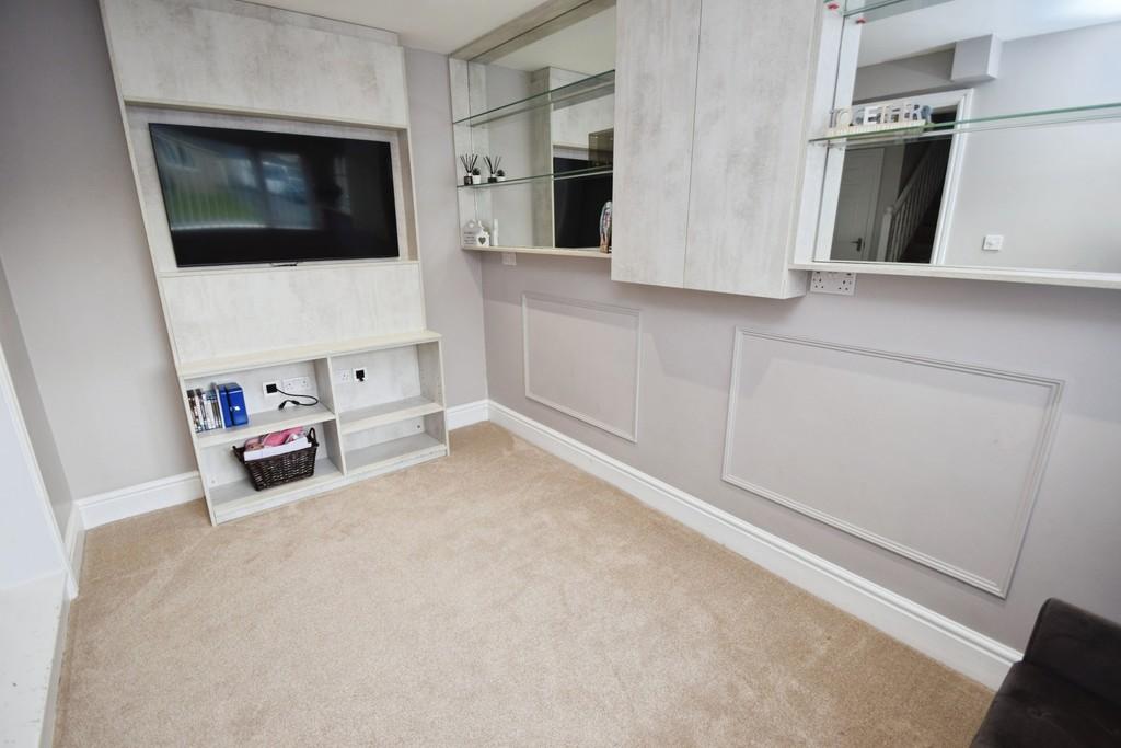 352847cd-Lounge 201