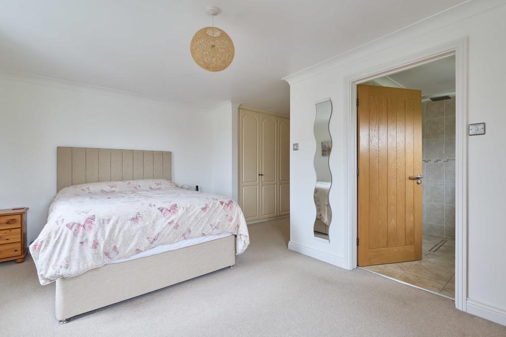 18 Fox Green 130126 34