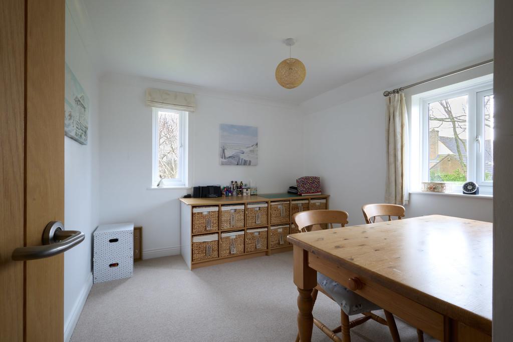 18 Fox Green 130126 37