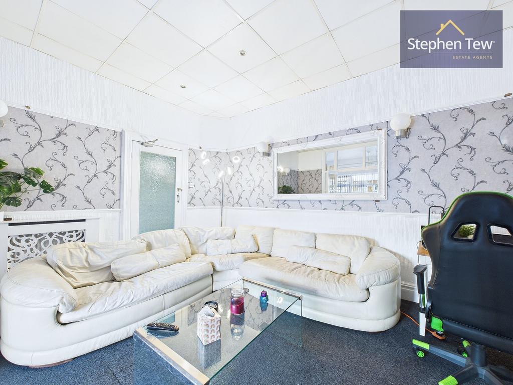 Lounge Area
