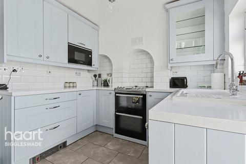 2 bedroom terraced house for sale, Hitchin Street, Biggleswade