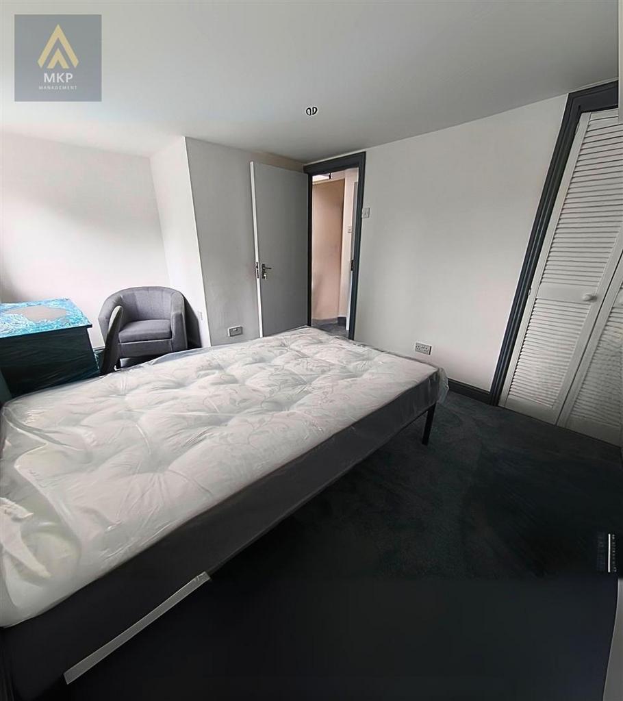 H5pzb SEa V0 Chf7u894 Qj Sw.jpg