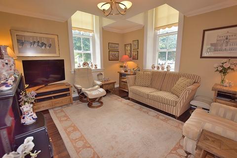 undefined, Howard House, Lyons Road