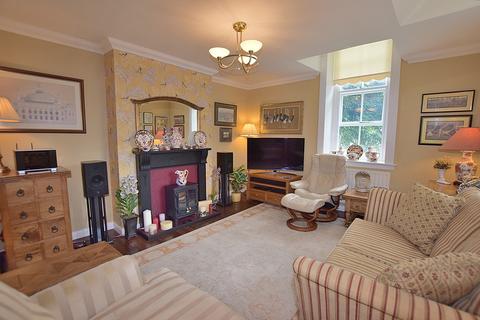 undefined, Howard House, Lyons Road