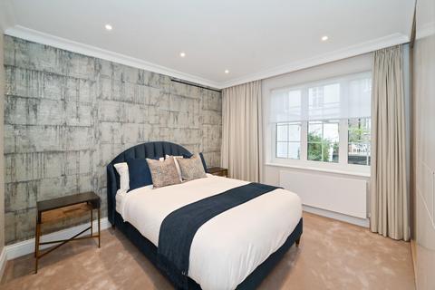 1 bedroom flat to rent, Red Lion Yard, Mayfair, W1J