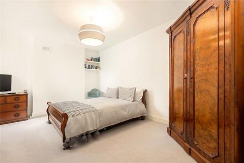 2 bedroom flat to rent, Cato Road, London SW4