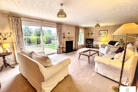 3 bedroom bungalow for sale, Dunelm Road, Stockton-On-Tees TS19