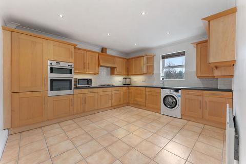 3 bedroom flat for sale, Stanhope Road, Altrincham WA14