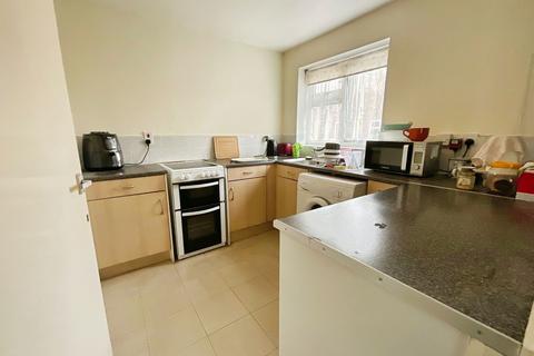 1 bedroom flat for sale, Pebble Close, Stourbridge DY8