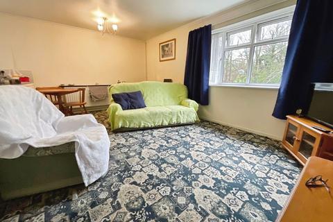 1 bedroom flat for sale, Pebble Close, Stourbridge DY8