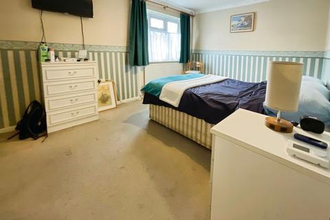 1 bedroom flat for sale, Pebble Close, Stourbridge DY8