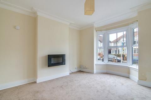 3 bedroom semi-detached house to rent, Metchley Lane, Birmingham B17