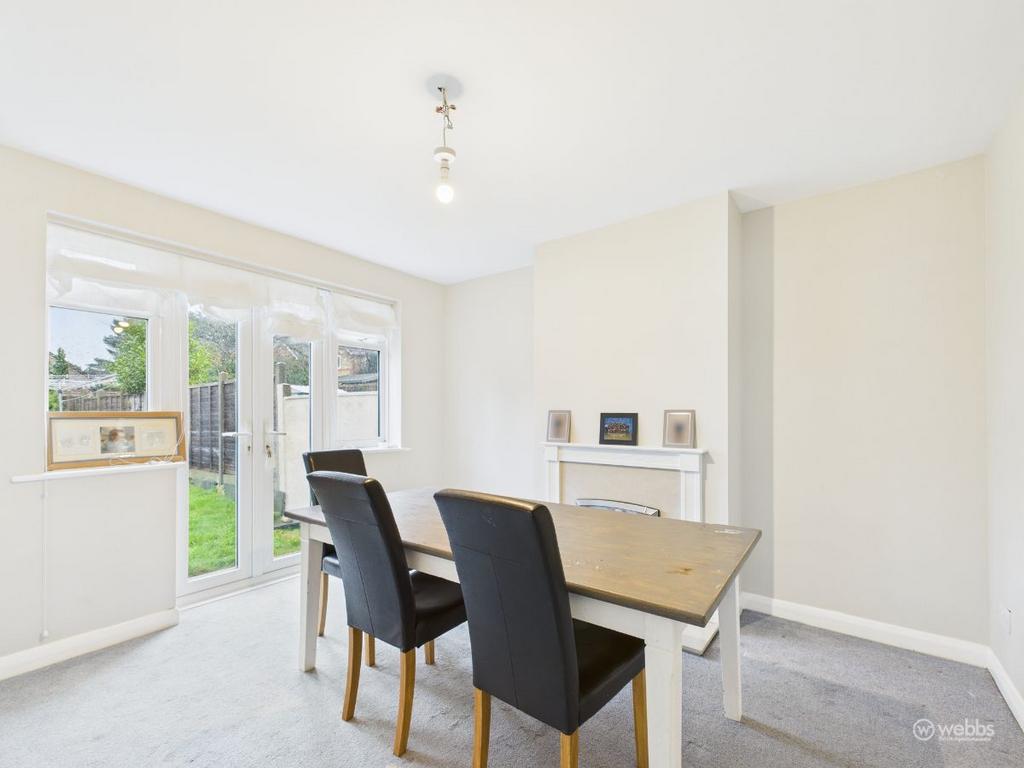 Dining room, fireplace