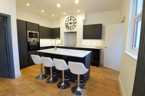 undefined, Leighton Avenue, Leigh-on-Sea
