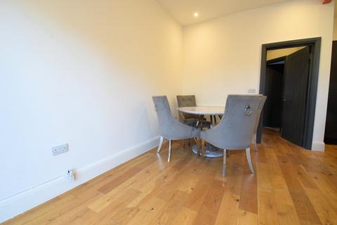 undefined, Leighton Avenue, Leigh-on-Sea