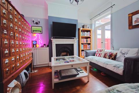 3 bedroom terraced house for sale, Dimsdale Parade East, Wolstanton