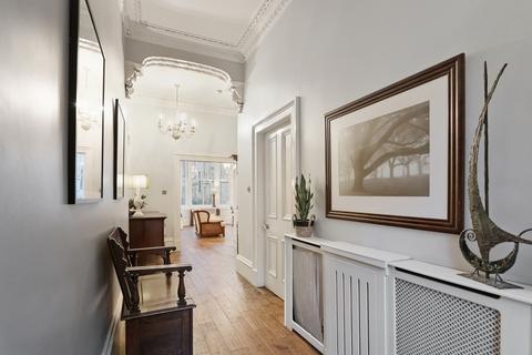 undefined, 23 Bank Street, Hillhead, G12 8JQ