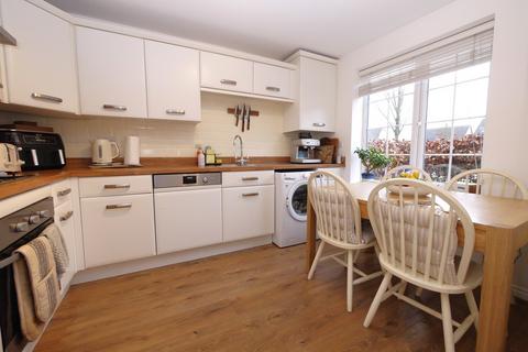 4 bedroom semi-detached house for sale, Highfield Lane, Rotherham