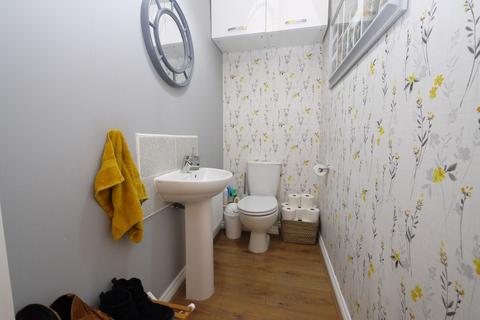 4 bedroom semi-detached house for sale, Highfield Lane, Rotherham