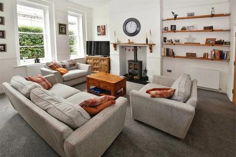 4 bedroom end of terrace house for sale, Forde Park, Newton Abbot, Devon.