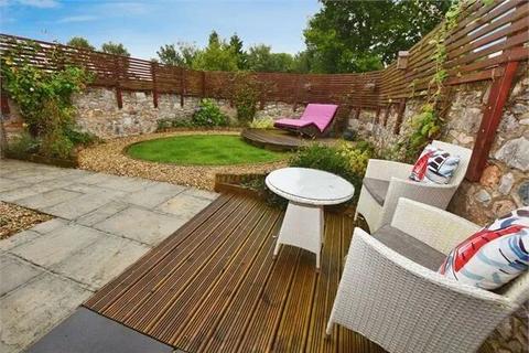 4 bedroom end of terrace house for sale, Forde Park, Newton Abbot, Devon.