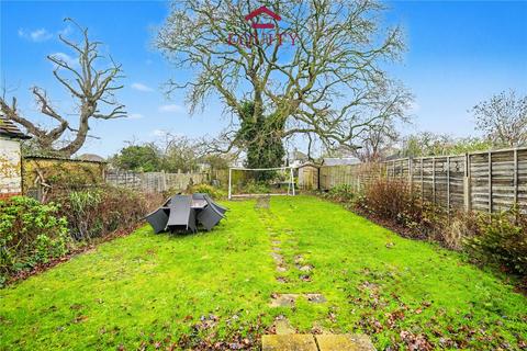 3 bedroom bungalow for sale, Aberdale Gardens, Potters Bar, Hertfordshire, EN6