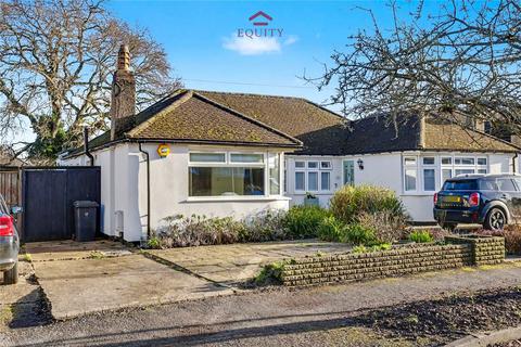 3 bedroom bungalow for sale, Aberdale Gardens, Potters Bar, Hertfordshire, EN6