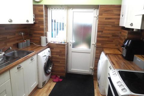 3 bedroom terraced house for sale, 521 Endike Lane