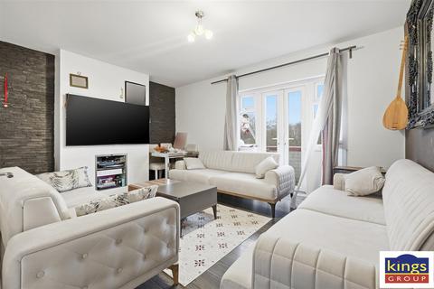 2 bedroom flat for sale, Hertford Road, Enfield