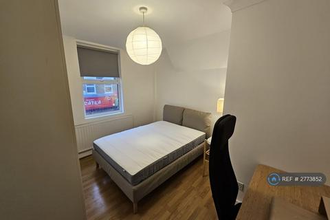 undefined, High Street, London, E17