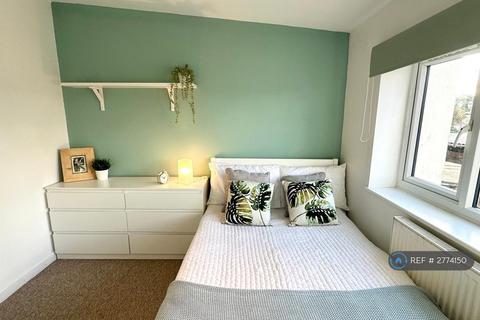 undefined, Pendarves Road, Falmouth, TR11