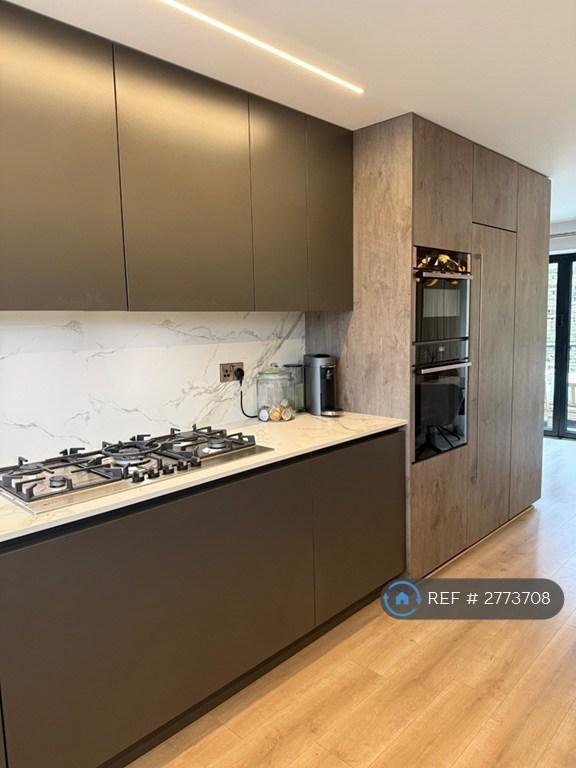 Kitchen/Dining Area