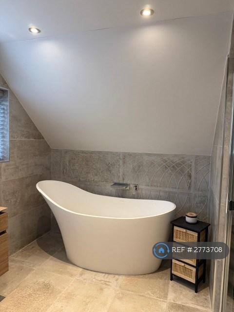Top Floor Bathroom