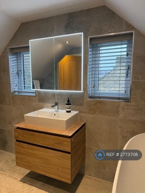 Top Floor Bathroom